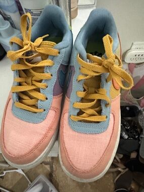 Nike light blue and yellow sneakers (Nike)